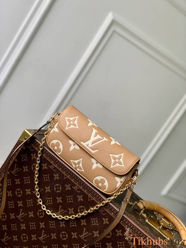 Louis Vuitton LV Ivy Wallet On Chain Arizona 23.5 x 12 x 4.3 cm - 1