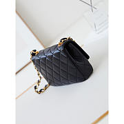 Chanel Classic Flap Bag Leather Black 20x13x4.5cm - 3