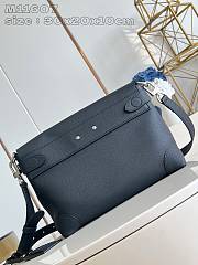 Louis Vuitton LV Steamer Crossbody Black 30 x 20 x 10 cm - 5