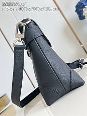 Louis Vuitton LV Steamer Crossbody Black 30 x 20 x 10 cm - 2