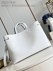 Louis Vuitton LV Bella Tote White Blue 32 x 23 x 13 cm - 3