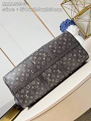 Louis Vuitton LV Keepall 50 Black Bandoulière 50 x 29 x 23 cm  - 6