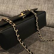 Chanel Diana Flap Bag Black Caviar Gold 21.5x14x7cm - 6