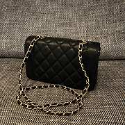 Chanel Diana Flap Bag Black Caviar Gold 21.5x14x7cm - 4