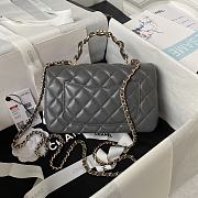 Chanel Top Handle Bag Grey Lambskin Gold 20x12x6cm - 4