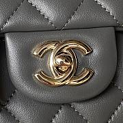 Chanel Top Handle Bag Grey Lambskin Gold 20x12x6cm - 2