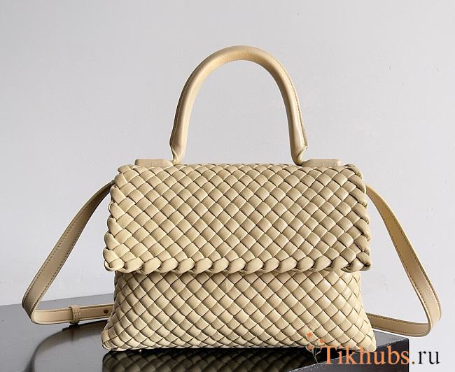 Bottega Veneta Patti Top Handle Bag Beige 26x19x11cm - 1