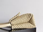 Bottega Veneta Patti Top Handle Bag Beige 26x19x11cm - 6