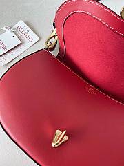 Valentino Small Garavani Ohval Shoulder Bag Red 26x13x6.5cm - 4