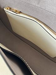 Valentino Small Garavani Ohval Shoulder Bag White 26x13x6.5cm - 3