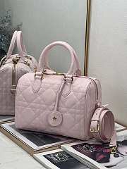 Dior Groove 25 Bag Pink Macrocannage Calfskin 25 x 19 x 16 cm - 2