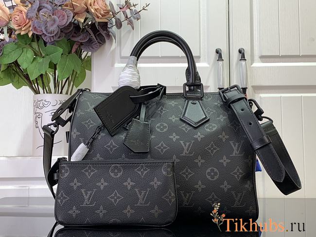 Louis Vuitton LV Speedy 30 Black Monogram 30x17x21cm - 1