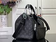 Louis Vuitton LV Speedy 30 Black Monogram 30x17x21cm - 4