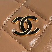 Chanel Clutch With Chain Shiny Lambskin Gold Milky Tea 18.5cm - 3