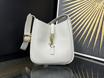 YSL Le 5 À 7 Soft Hobo White 15x16x7cm