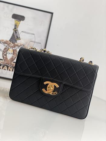 Chanel Jumbo Flap Bag Black Caviar Gold 30x21x8cm