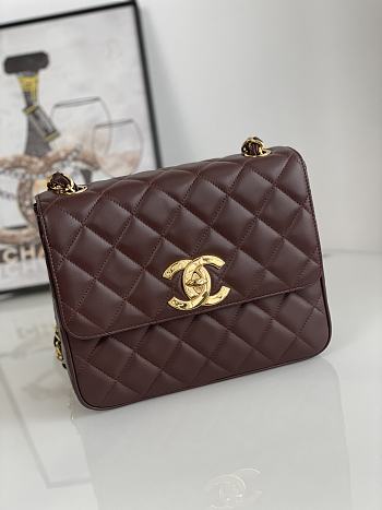 Chanel Flap Bag Brown Lambskin Gold 25x20x9cm