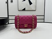 Chanel Classic Flap Bag Leather Pink 22x17x6cm - 1