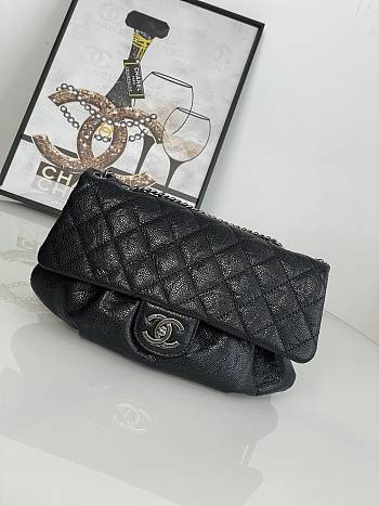 Chanel Vintage Flap Bag Black Caviar silver 30x18x4cm