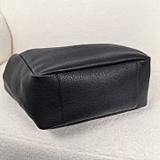 YSL LE 5 À 7 Bea Grained Leather Black 50x28x18cm - 3