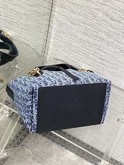 Dior Small Toujours Bag Blue Denim 23 x 14 x 12 cm - 6