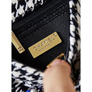 Chanel Classic Flap Bag Gold Black White 21cm - 4