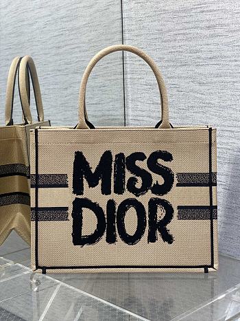 Dior Medium Book Tote Beige Black Miss Dior 36 x 27.5 x 16.5 cm