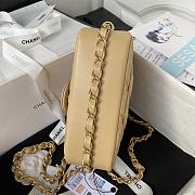 Chanel Flap Bag Beige Gold Lambskin 21x14x9cm - 6