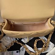 Chanel Flap Bag Beige Gold Lambskin 21x14x9cm - 4