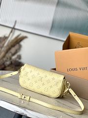 Louis Vuitton LV Wallet On Chain Ivy Yellow 23.5 x 12 x 4.3 cm - 6