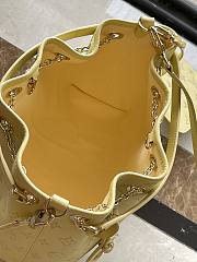 Louis Vuitton LV Bundle Yellow 28x20x11.5cm - 3
