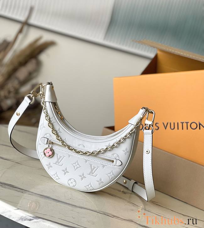 Louis Vuitton LV Loop Bag White 23x13x6cm - 1