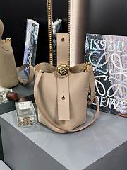 Loewe Pebble Bucket Beige Bag 19.5x16x16cm - 1