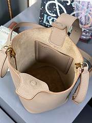 Loewe Pebble Bucket Beige Bag 19.5x16x16cm - 6