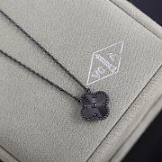 Van Cleef VCA Grey Necklace - 2