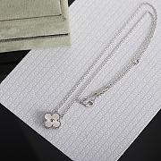Van Cleef Arpels White Gold Necklace - 2