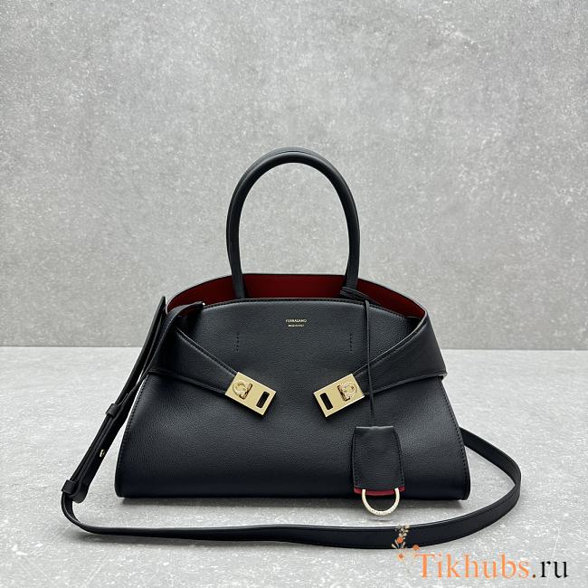 Ferragamo Hug Tote Bag Black Red 31.5x19x22cm - 1