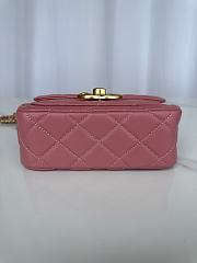 Chanel Mini Flap Bag Lambskin Gold Pink 19x13.5x7cm - 2