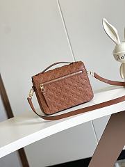 Louis Vuitton LV Pochette Métis Cognac Bag 25x19x7cm - 5