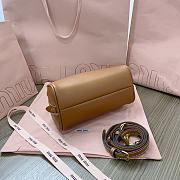 Miu Miu Leather Brown Top Handle Bag 24x15.5x11cm - 5