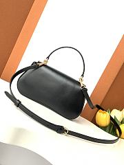 Celine Teen Lola Shiny Calfskin Black 20x11.5x5cm - 2