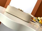 Celine Teen Lola Shiny Calfskin White 20x11.5x5cm - 6