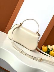 Celine Teen Lola Shiny Calfskin White 20x11.5x5cm - 4