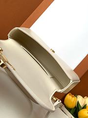 Celine Teen Lola Shiny Calfskin White 20x11.5x5cm - 3