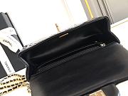 Chanel Top Handle Flap Bag Black Patent 20x9x13cm - 4