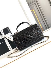 Chanel Top Handle Flap Bag Black Patent 20x9x13cm - 3