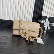 Chanel Flap Bag Beige Lambskin 22.5cm - 1