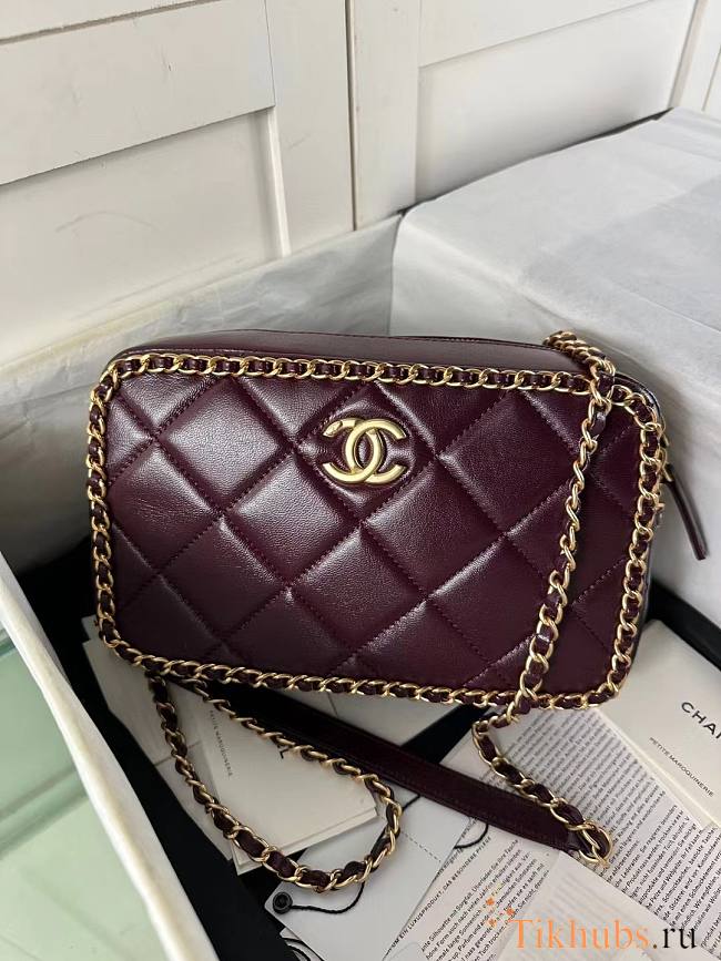 Chanel Small Camera Case Lambskin Gold Burgundy 23x14x7cm - 1