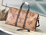 Louis Vuitton LV Keepall Bandoulière 45 Monogram 45x20x27cm - 4