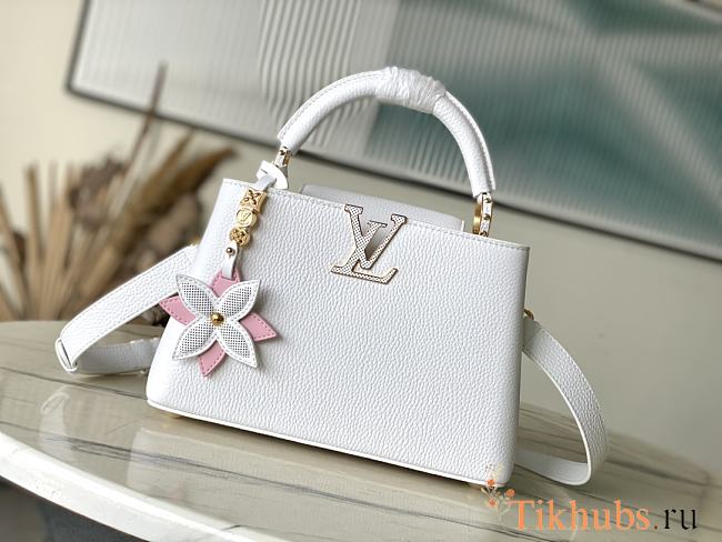 Louis Vuitton LV Capucines BB Bag White 27x17.3x9cm - 1